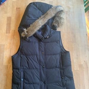 The Gap down vest, women’s medium, black
